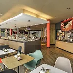 Ibis 3*