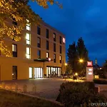 Ibis 3*