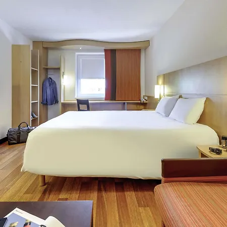 Hotel Ibis 3*