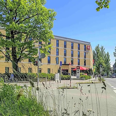 Ibis 3* Konstancja