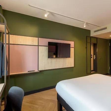 Hotel Ibis 3*