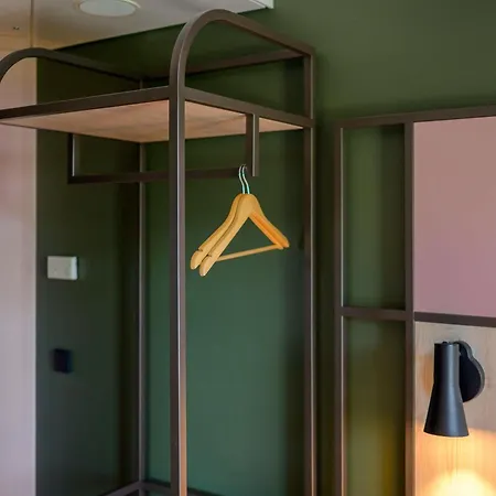 Ibis Hotel 3*