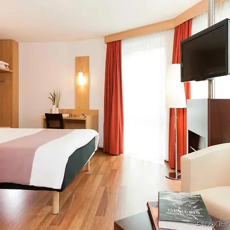 Ibis Hotel