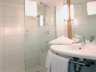 Ibis Hotel 3*