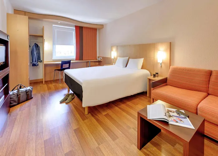 Hotel Ibis 3*